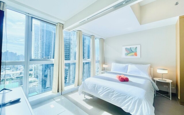 Uptown Parksuites BGC