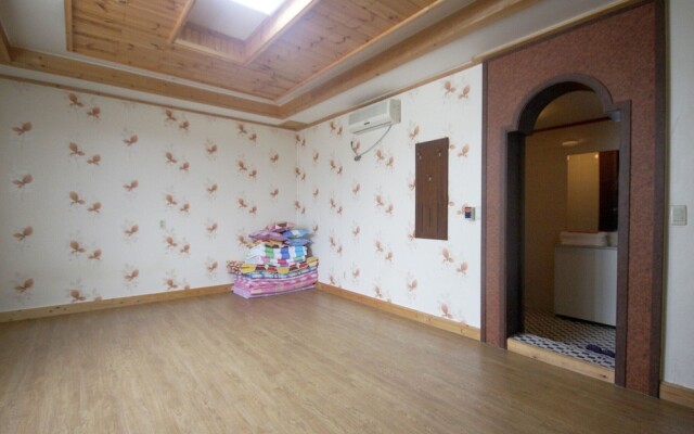 Mungyeong Arirang Hotel