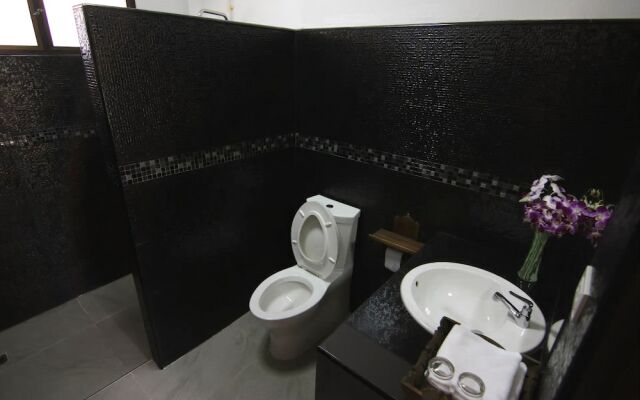 Little Teak Home Stay