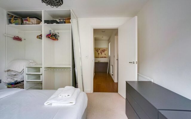 Gorgeous new 1bed Flat w/ Balcony