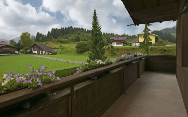 Heavenly Apartment in Wängle Tyrol With Walking Trails Near