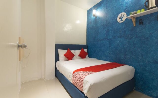 OYO 90121 Summer House Bed & Cafe