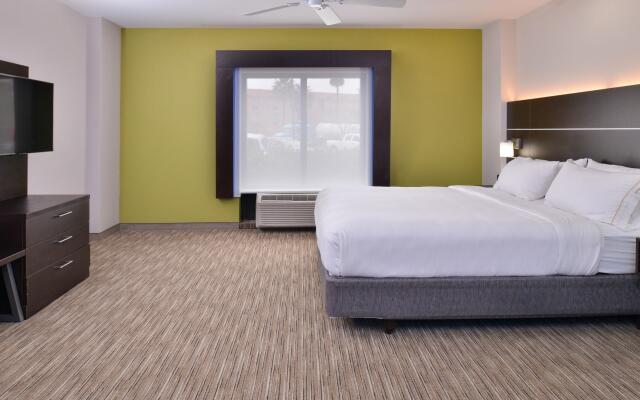 Holiday Inn Express Hotel & Suites La Place