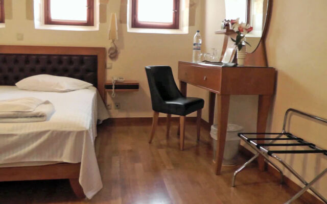 Ionas Boutique Hotel