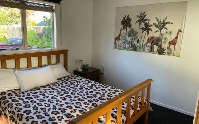 Mermaid's Hideaway - Kaikoura Studio