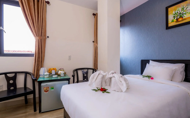 La Maison Da Nang Beach