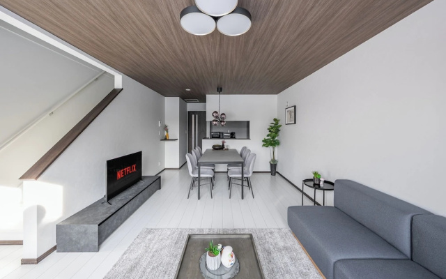 Hills Niseko A – Lobby – Niseko