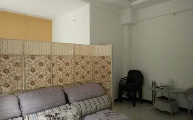 Yajing Theme Hotel