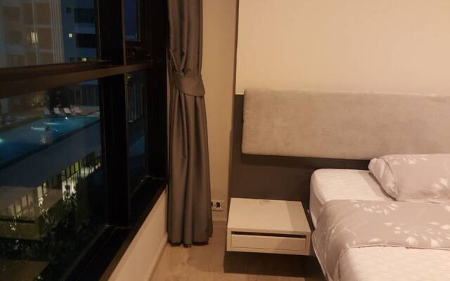 A Luxury 2 Bedrooms The Base Downtown