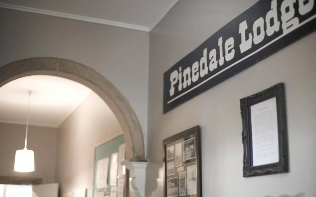 Pinedale Lodge & Apartment