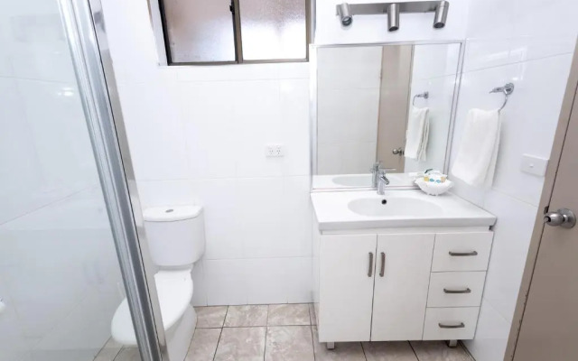 All Travellers Motor inn