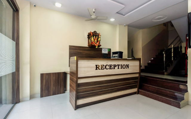 OYO 23656 Parimeet Hotel