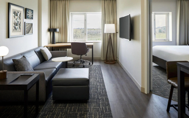 Residence Inn by Marriott Montreal Airport