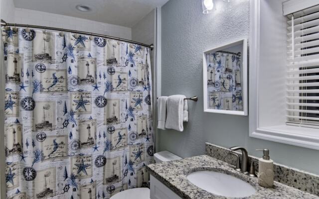 Island 45 3 Bedroom Condo