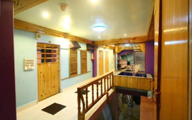 David's Hotel Clover