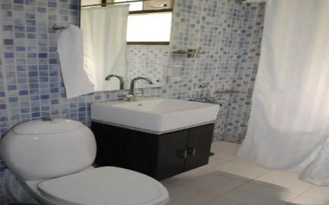 FabHotel Anand Villa