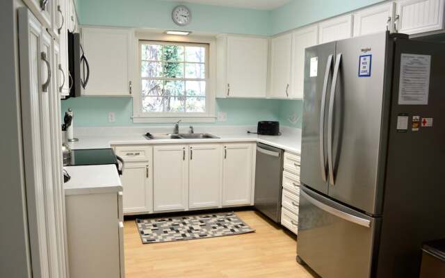 A Jekyll Interlude by Jekyll Realty