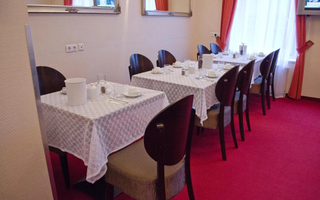 Hotel POLO am ZOB