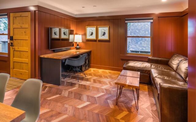 Cedar Crest Cottages