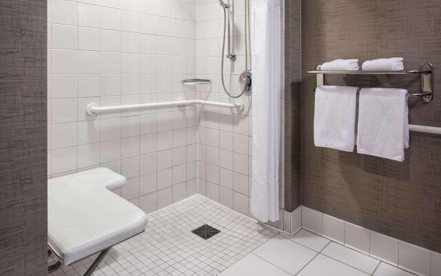 Hyatt Centric Chicago Ohare