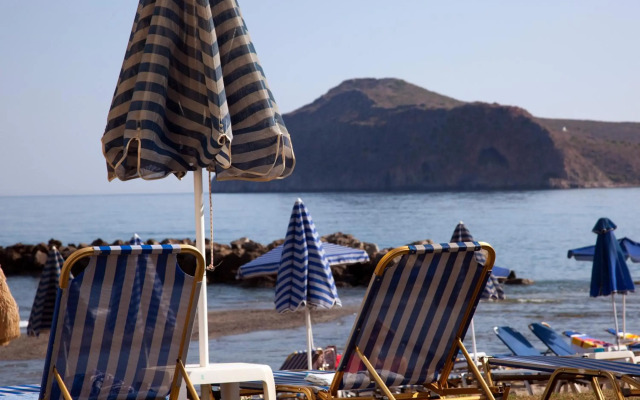 Ermis Suites