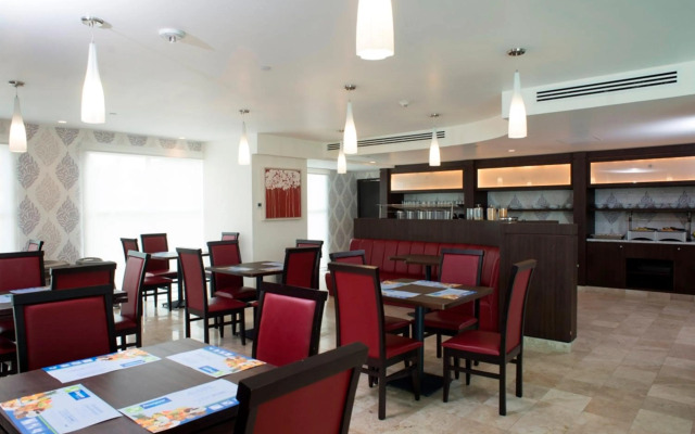 Holiday Inn Express Queretaro by IHG