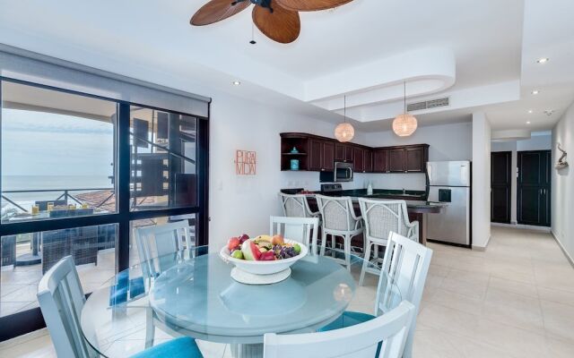 Perfect Oceanfront Retreat for Your Family