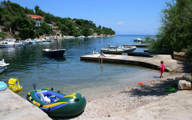 Apartments by the sea Basina, Hvar - 9673