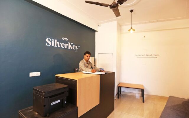 Silverkey Executive Stays 42928 Near Global Hospital