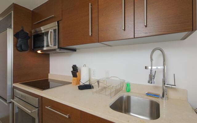 Icon Brickell Downtown W Miami Suites