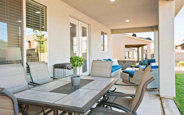 Yesterday's Escape 5 Bedroom Home