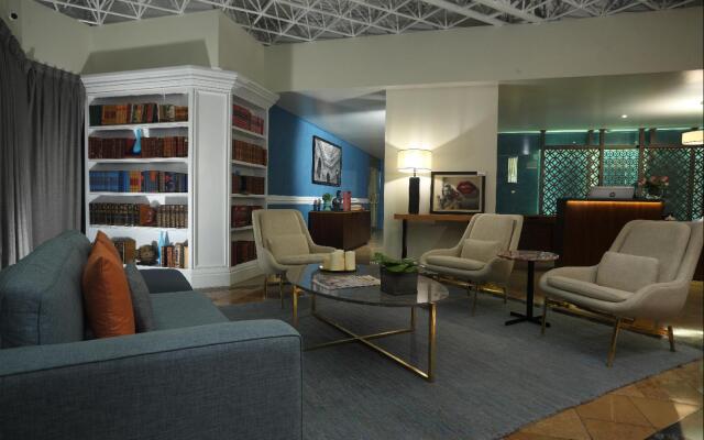 Radisson Hotel Plaza del Bosque