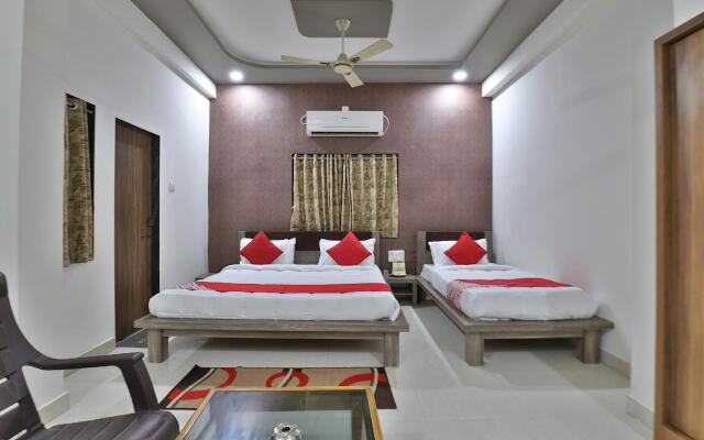 OYO 45328 Athiz Inn Somnath