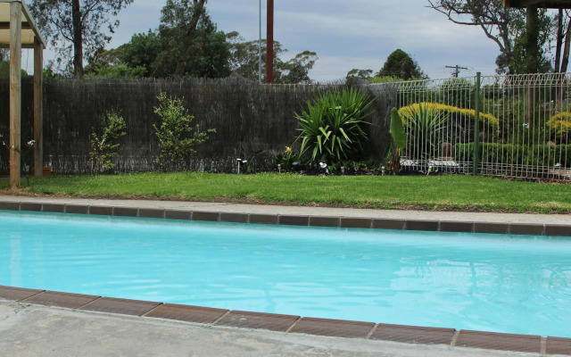 Calder Family Motel