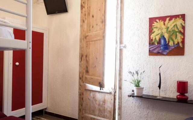 Eixample - Sagrada Familia Aparments