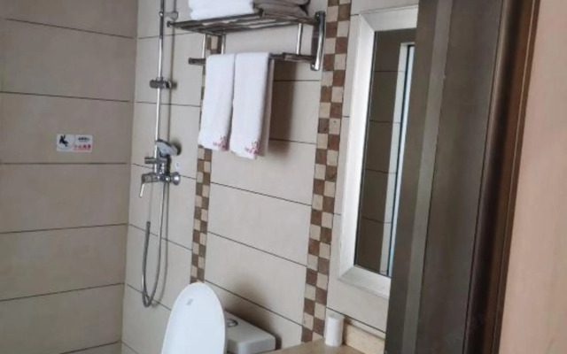 Huadu Business Hotel