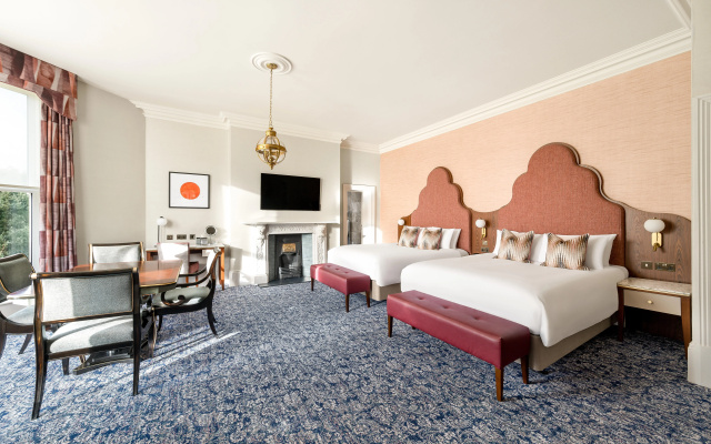 Clifton Hotel