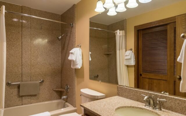 Whispering Woods Resort