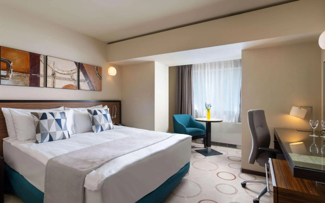 Bucharest Unirii Square