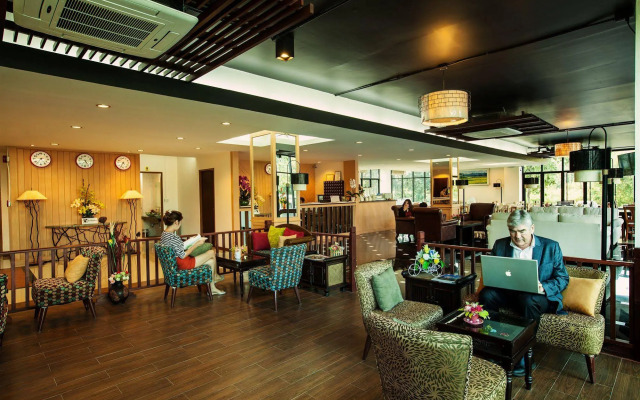 WE Valley Hotel