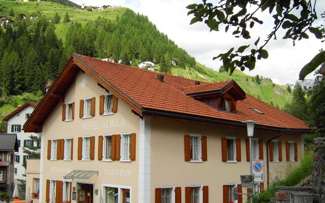 Hotel Albula