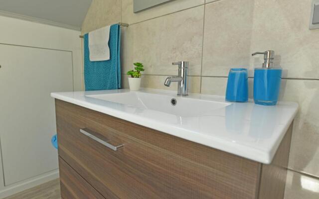 Studio privado com vista mar e montanha