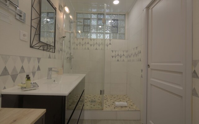 Logis Hôtel l'Essille