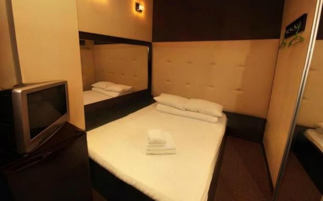 Zirka Hotel