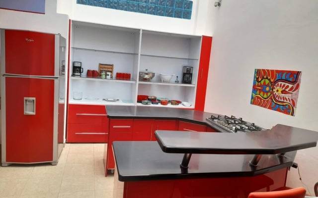 Centro 4bedroom Home on Stirling Dickinson