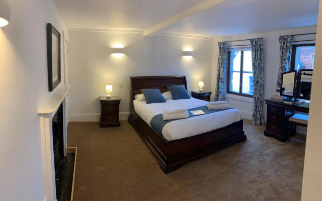 The Pilgrims Hotel