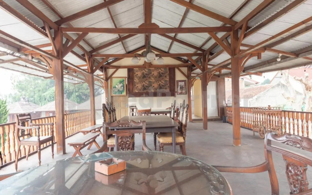 OYO 211 Seruni Residence