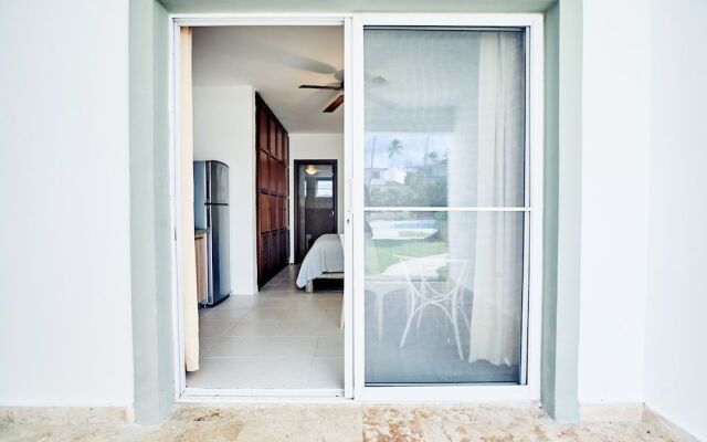 Las Terrazas Condo - Los Corales Village