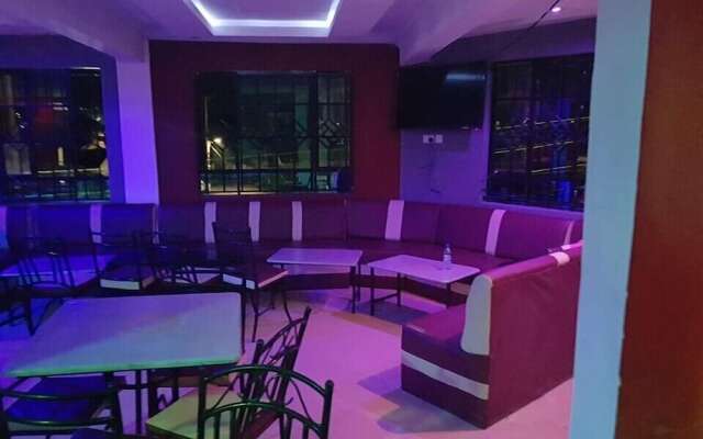 Lila Hotel