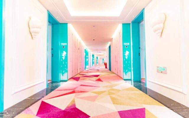Shanghai Haichang Ocean Park Theme Resort Hotel